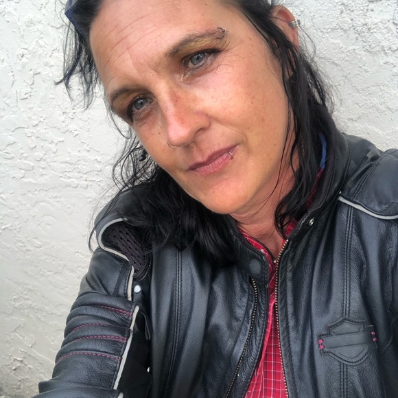 Meet your Posher, Melissa - Picture 11 of 16